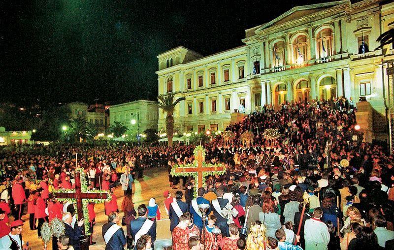 Πρόγραμμα λιτανείας των επιταφίων την Μ.Παρασκευή στην Ερμούπολη