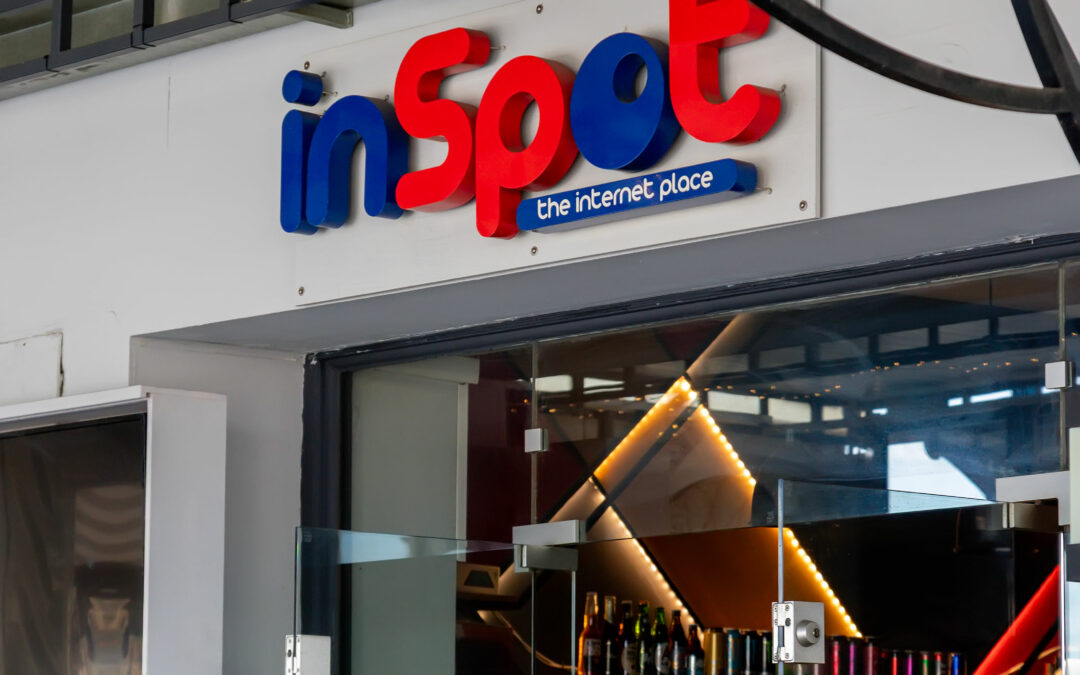 Στην οικογένεια του Visit.Syros και το Inspot Food and More